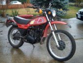 1977 Yamaha DT 400 photo